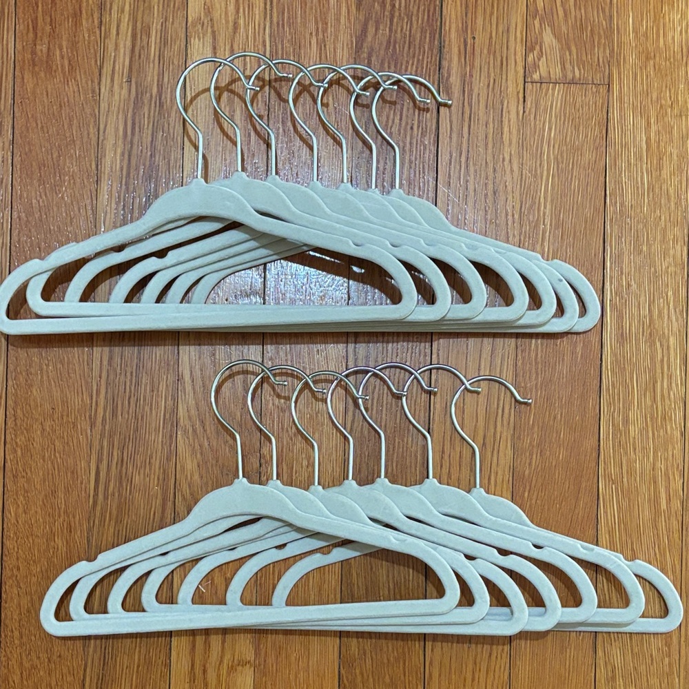 Toddler size Non-Branded Velvet Slim Anti-Slip Hangers - Light Gray (Set of 14)